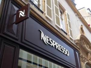 Atelier-Enseignes-Lettres-lumineuses-leds-Nespresso-Metz-57