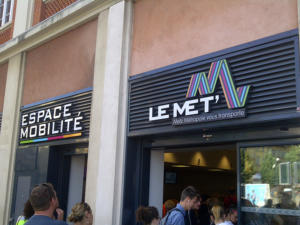 Atelier-Enseignes-Lettres-boitier-plexi-lumineuses-leds-Espace-Mobilite-Metz-57